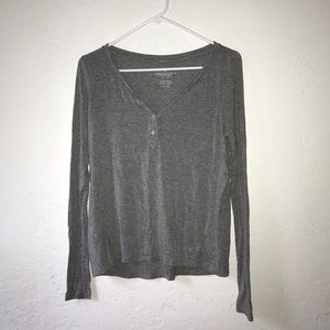 American Eagle Long Sleeve